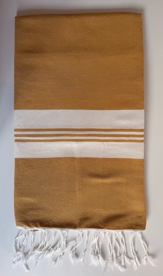 Toalla ocre 2